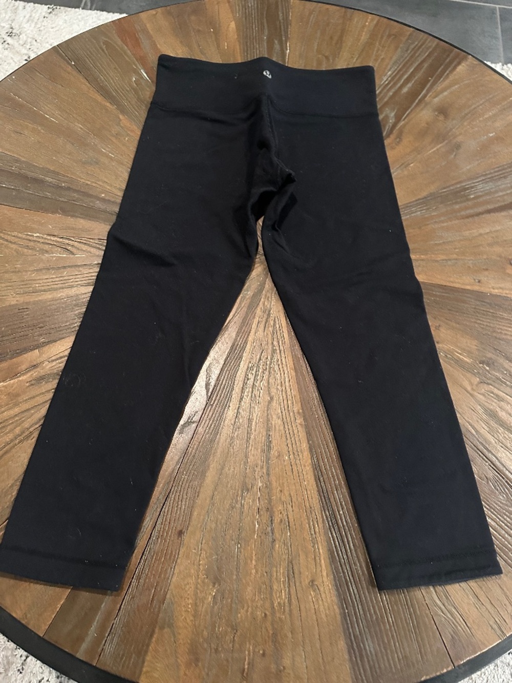 Reversible Lululemon capri work out pants.